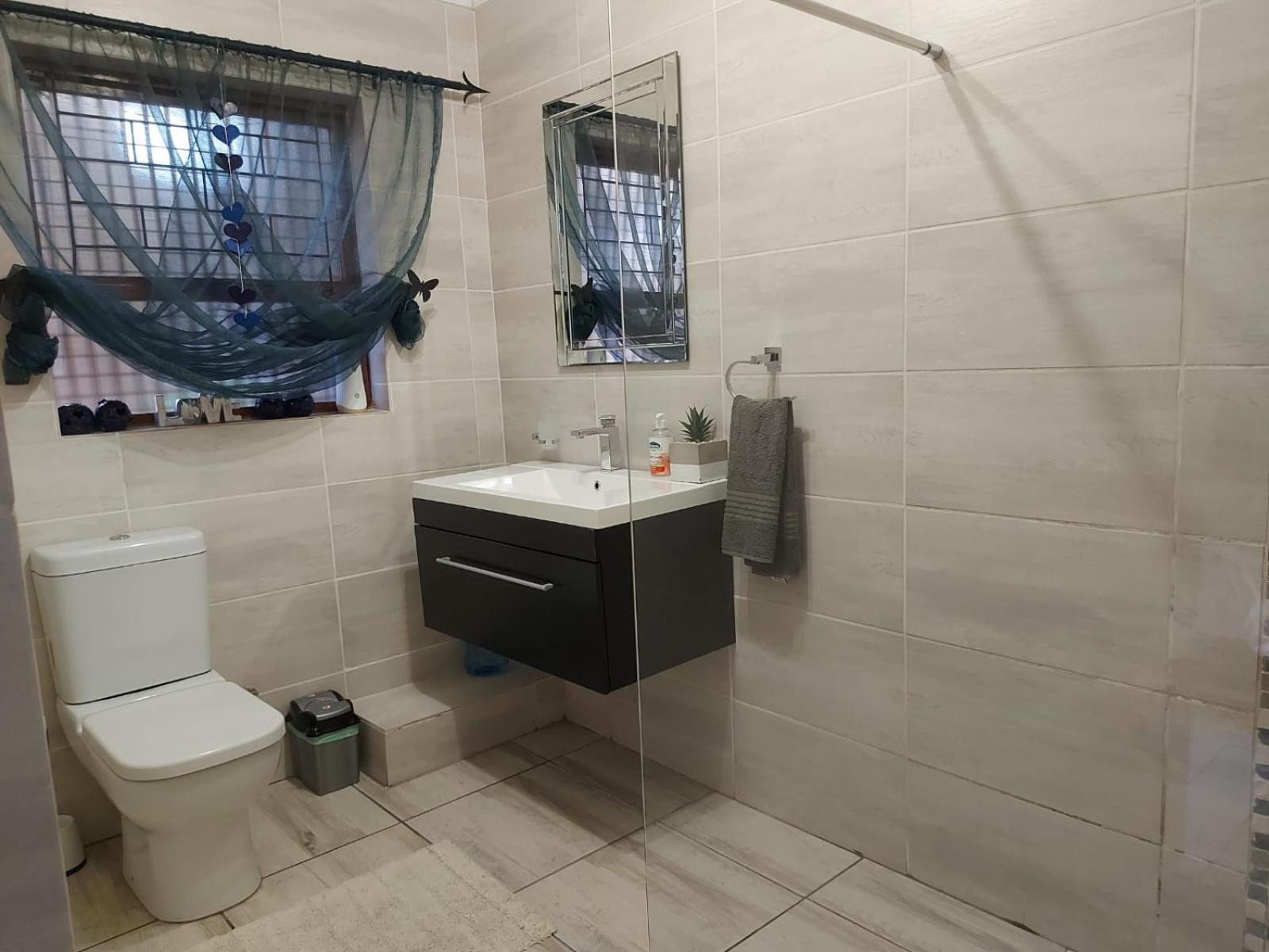 Villa Mariss Guesthouse Kraaifontein المظهر الخارجي الصورة