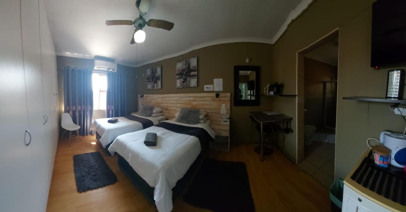 Villa Mariss Guesthouse Kraaifontein المظهر الخارجي الصورة